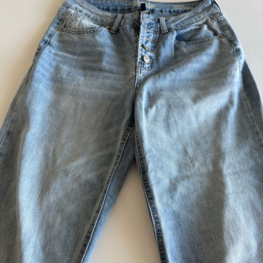 Kensie Jeans, 4/27, Zip Front, Unfinished Hem, 26” Inseam…Like New
